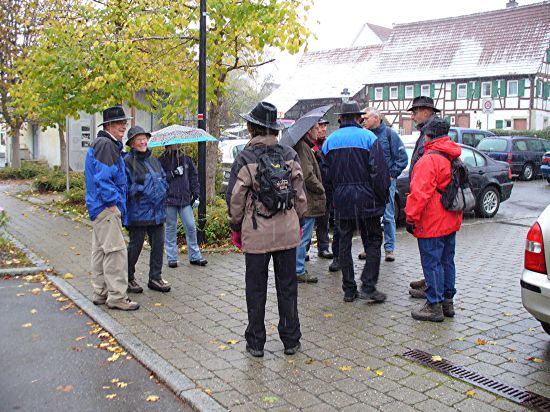 Start mit Schnee am alten Rathaus