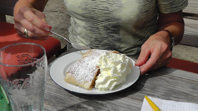 Auch Apfelstrudel war begehrt.