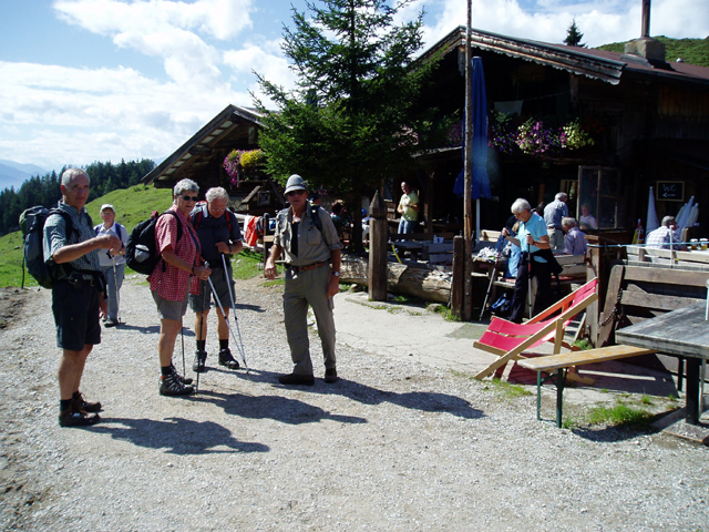 Die Stöffelhütte auf der Waller Alm.