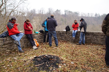 Mittagsrast auf der Burgruine Urslingen