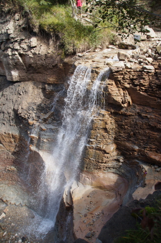 Oberhalb des Wasserfalls geht unser Weg los