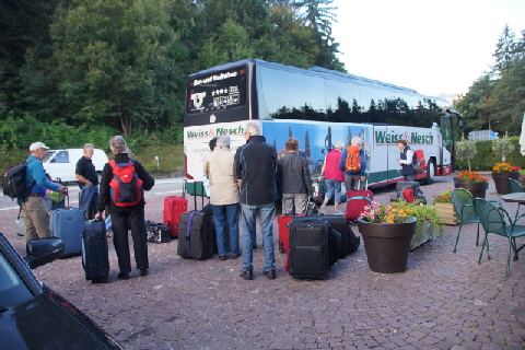 Der Bus wird gepackt